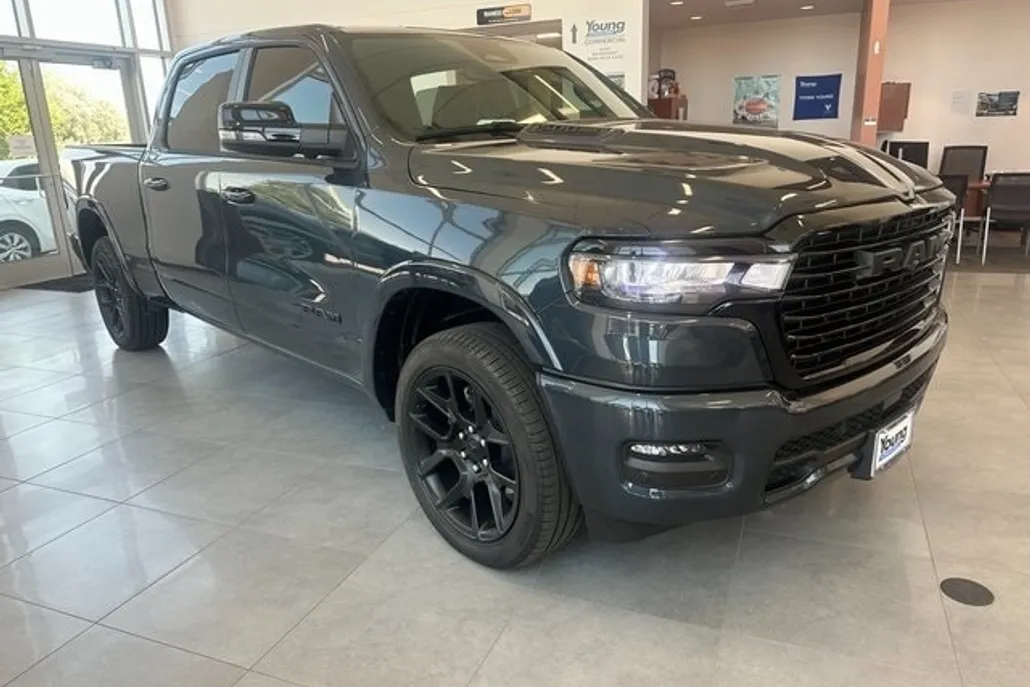 2025 Ram 1500 Laramie photo 1