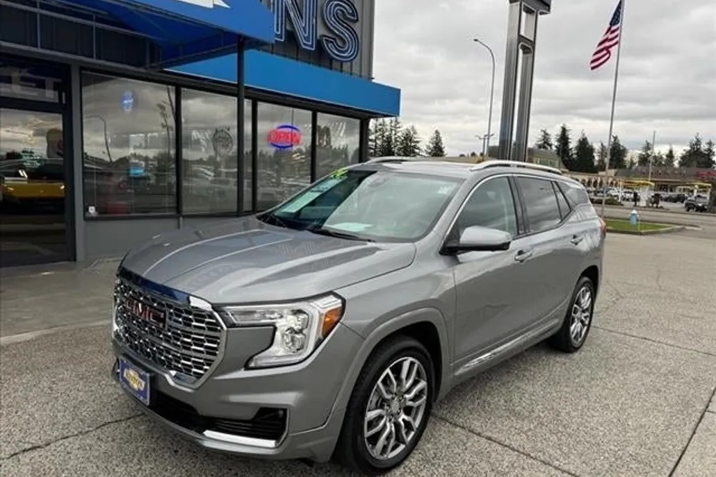 2024 Gmc Terrain Denali photo 1