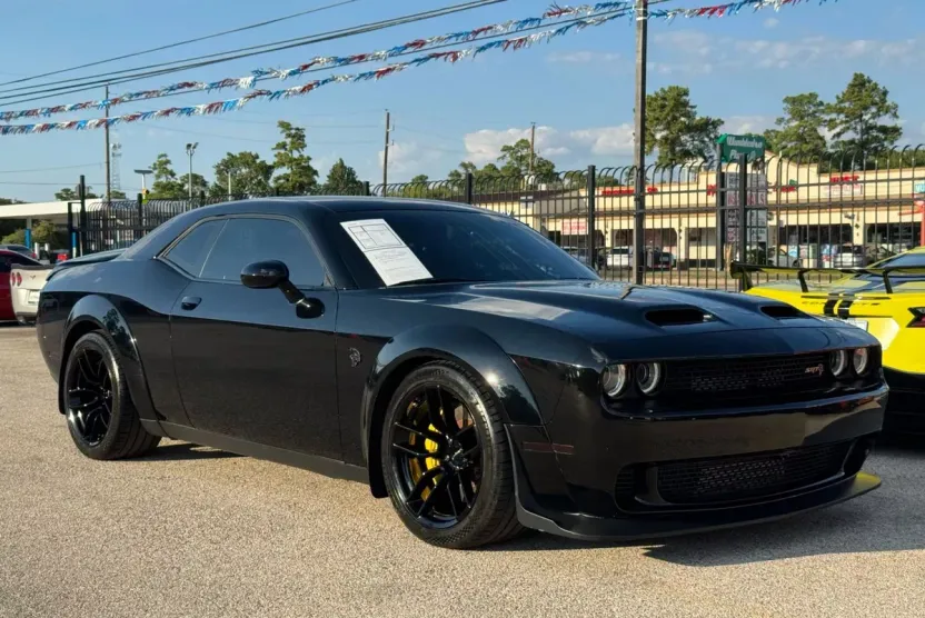 2019 Dodge Challenger SRT8 Hellcat Redeye Widebody photo 1