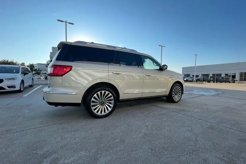2018 Lincoln Navigator Reserve photo 1