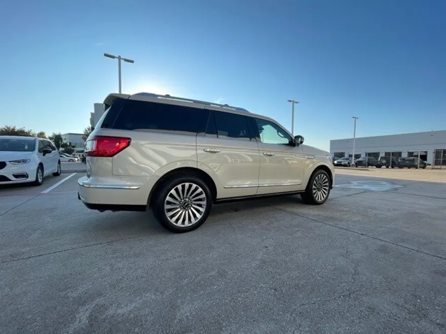 2018 Lincoln Navigator Reserve photo 1