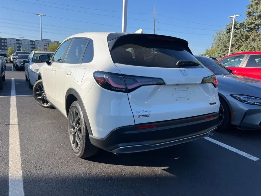 2024 Honda HR-V Sport photo 1