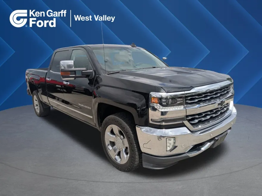 2017 Chevrolet Silverado 1500 LTZ photo 1