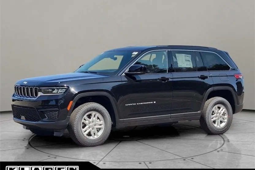 2025 Jeep Grand Cherokee Laredo photo 1