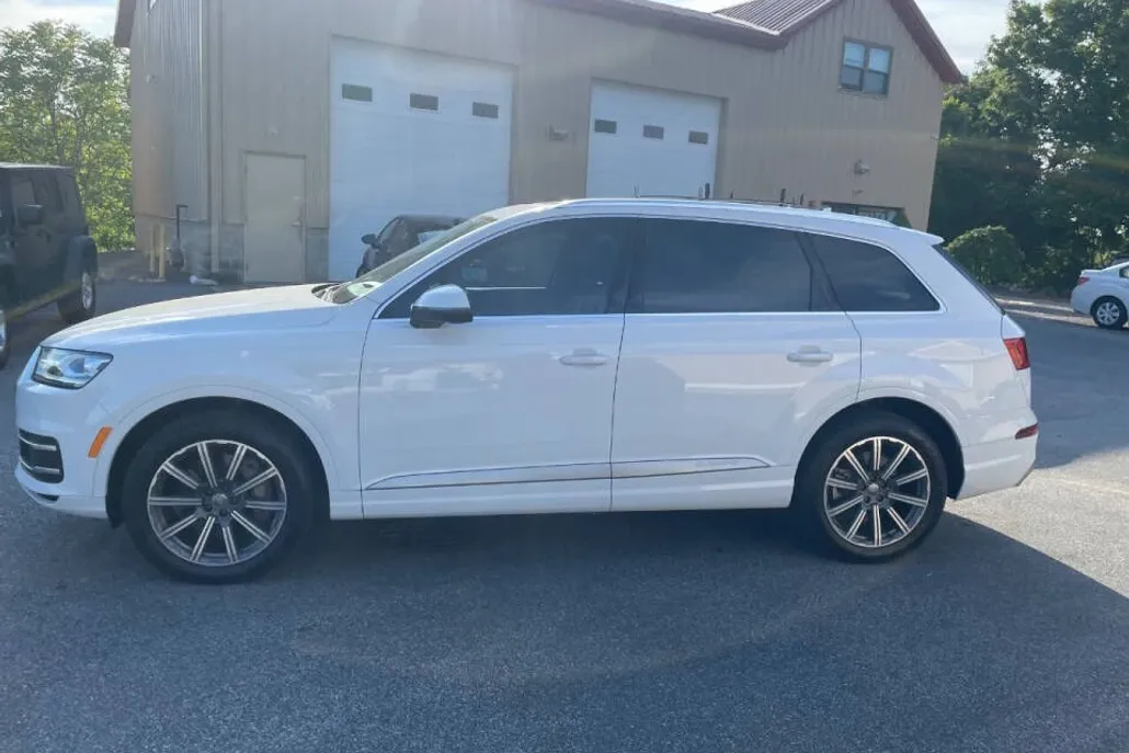 2018 Audi Q7 3.0T Premium photo 1