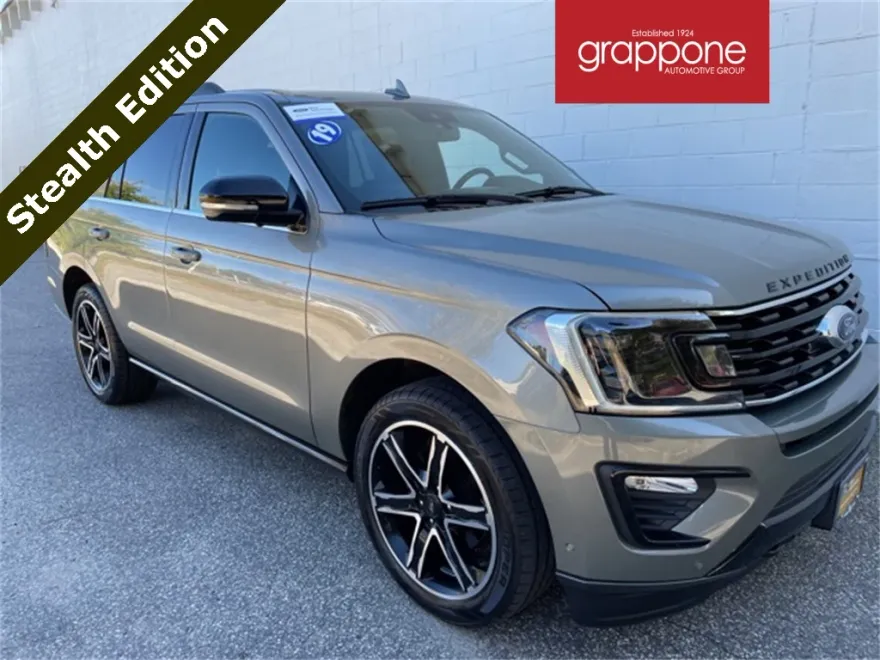 2019 Ford Expedition Limited photo 1