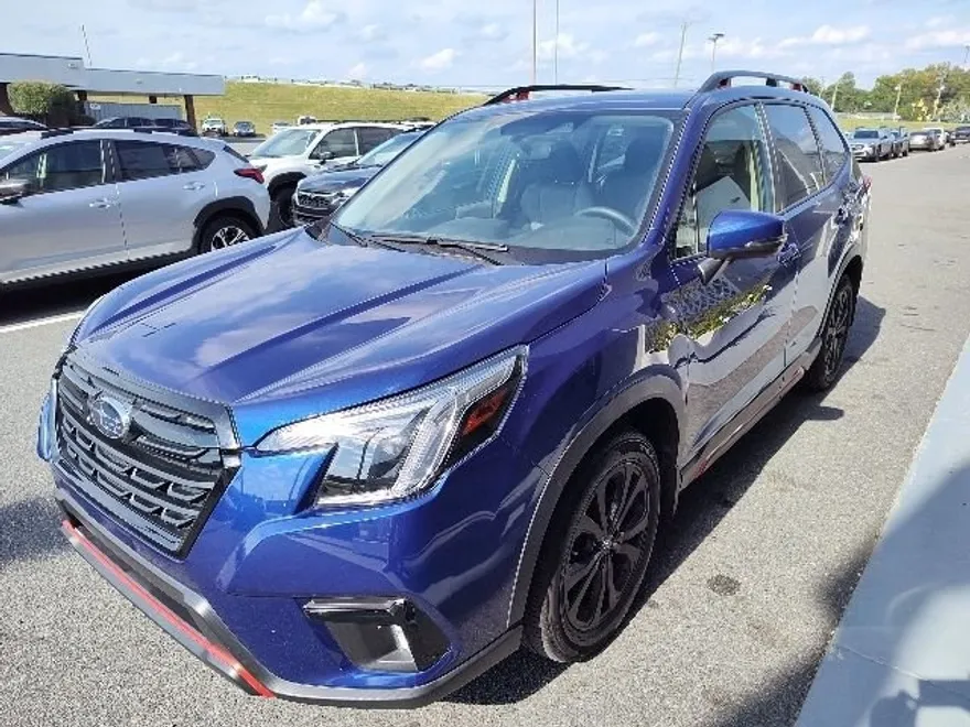 2024 Subaru Forester Sport Base photo 1