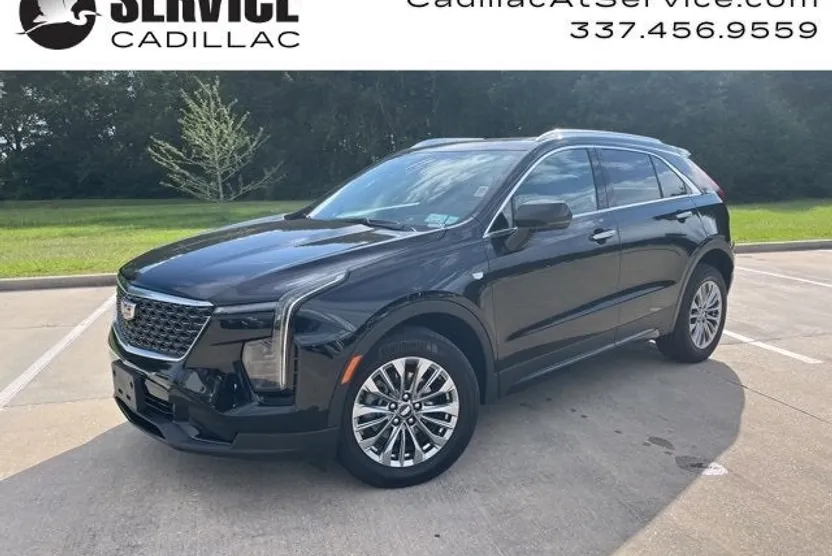 2024 Cadillac XT4 Premium Luxury photo 1