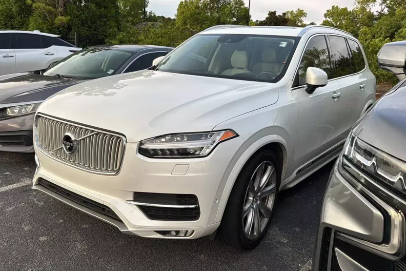 2018 Volvo XC90 Inscription photo 1