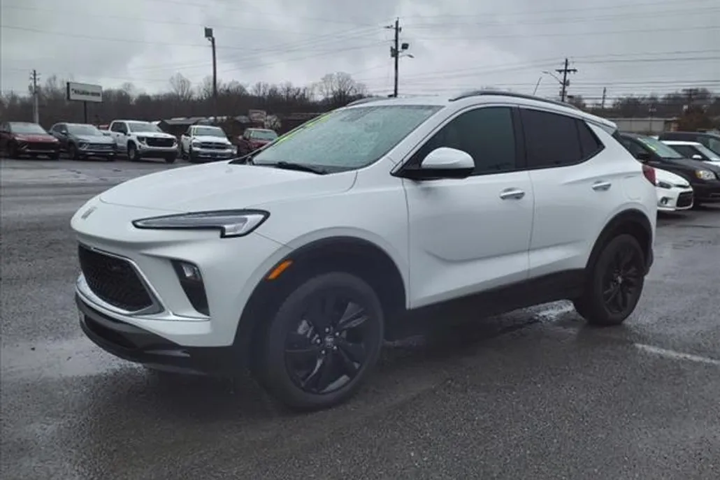 2024 Buick Encore GX Sport Touring photo 1