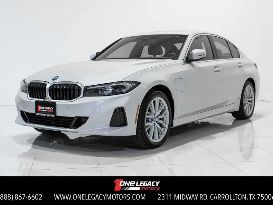 2024 Bmw 330e xDrive photo 1