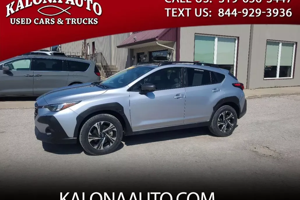 2024 Subaru Crosstrek 2.0i Premium photo 1