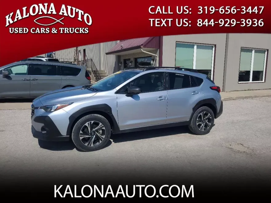 2024 Subaru Crosstrek 2.0i Premium photo 1