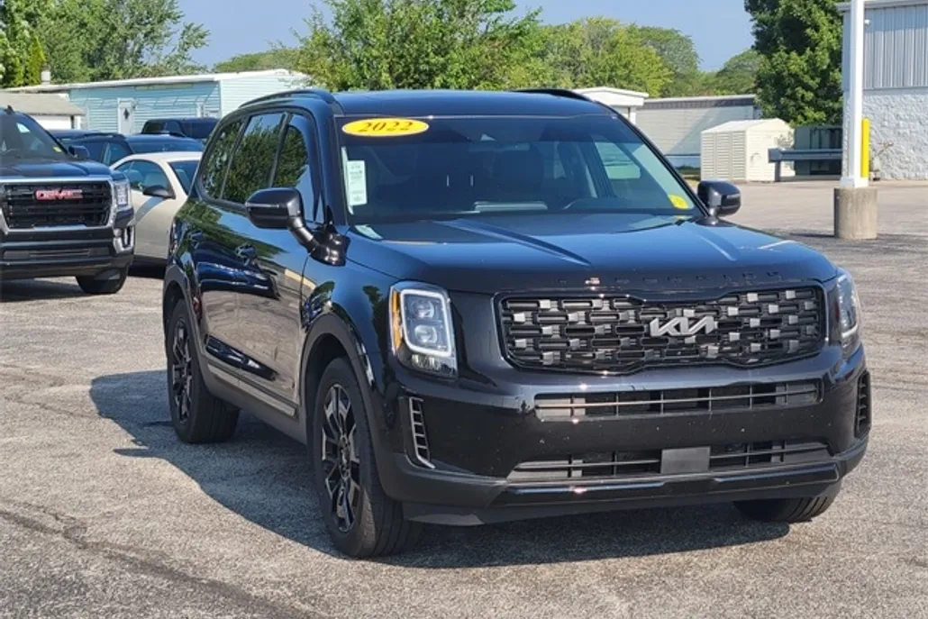 2022 Kia Telluride EX photo 1