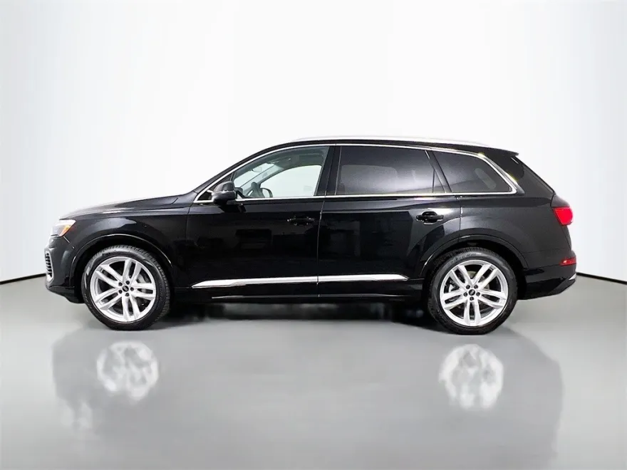2025 Audi Q7 55 Premium Plus photo 1