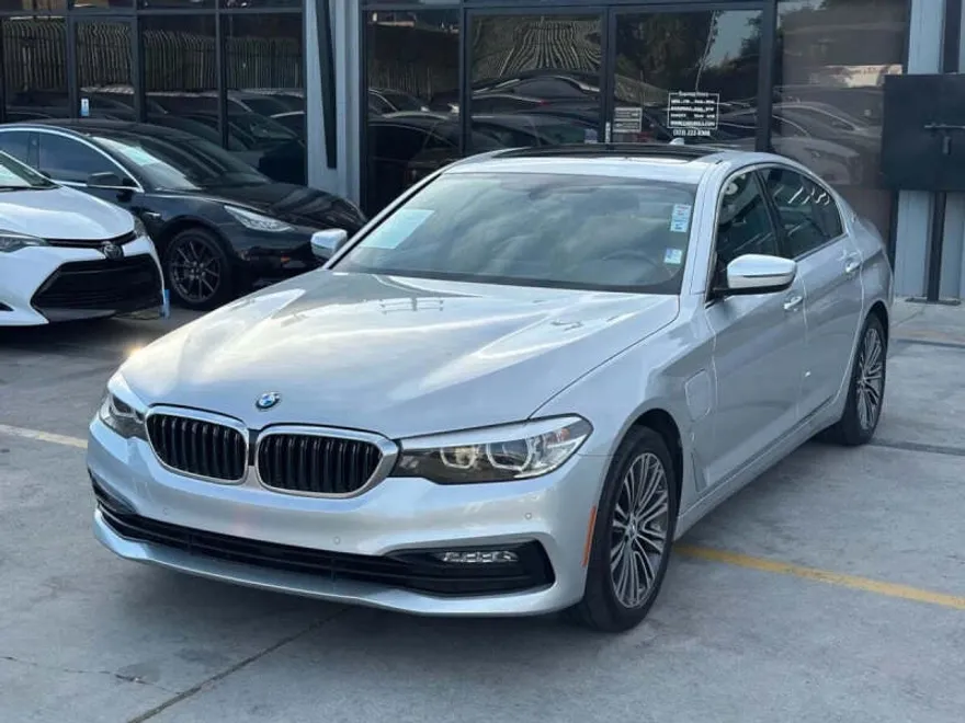 2018 Bmw 530e Sedan photo 1
