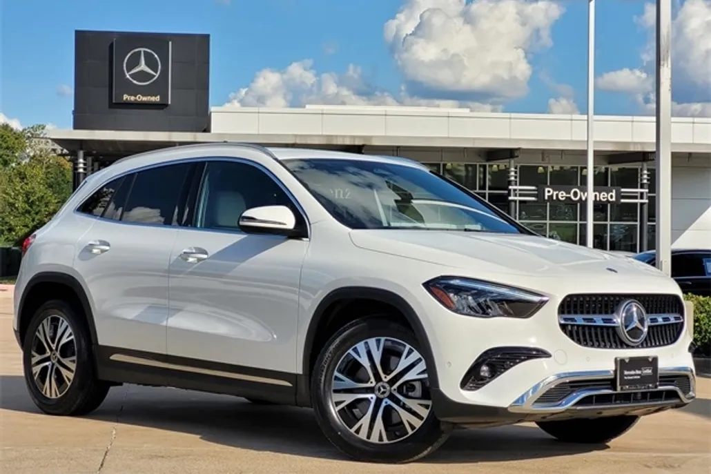 2025 Mercedes Benz GLA 250 photo 1