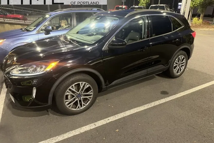 2021 Ford Escape SEL photo 1