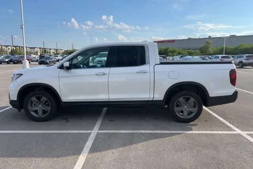 2023 Honda Ridgeline RTL-E photo 1