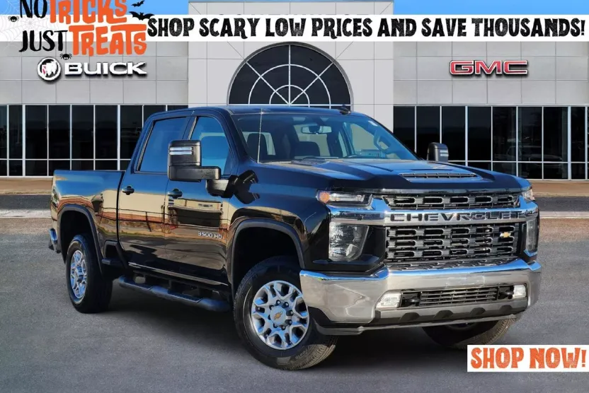 2023 Chevrolet Silverado 3500HD LT photo 1