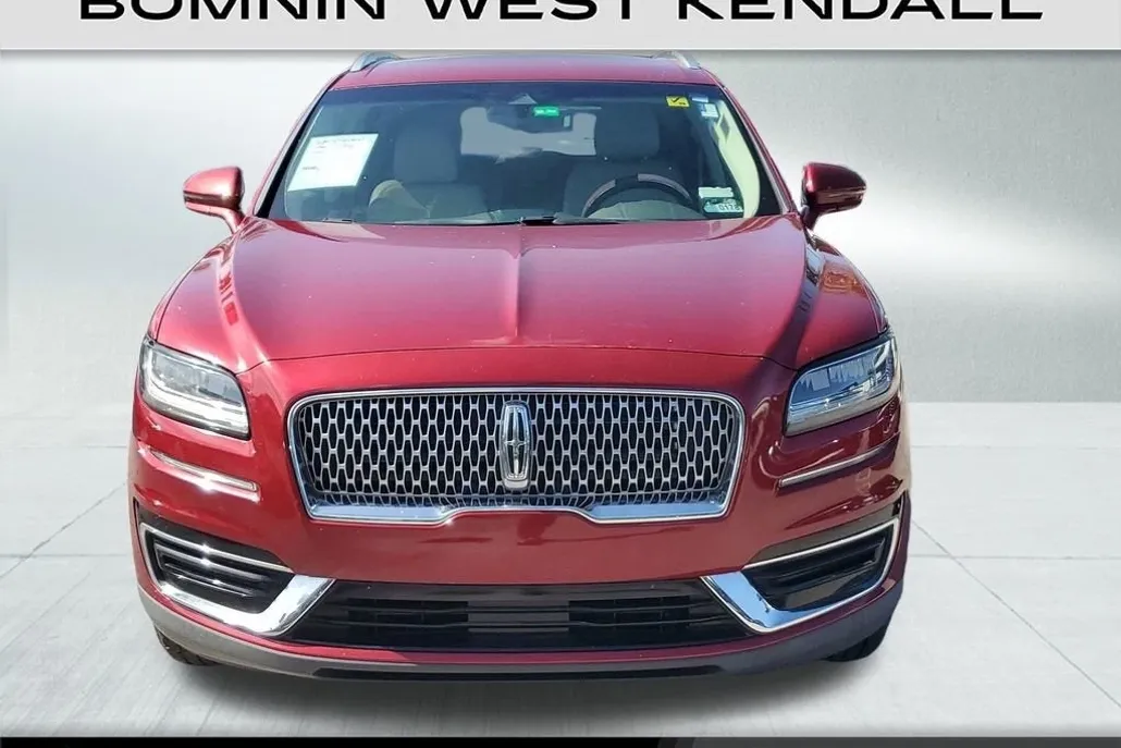 2019 Lincoln Nautilus Standard photo 1