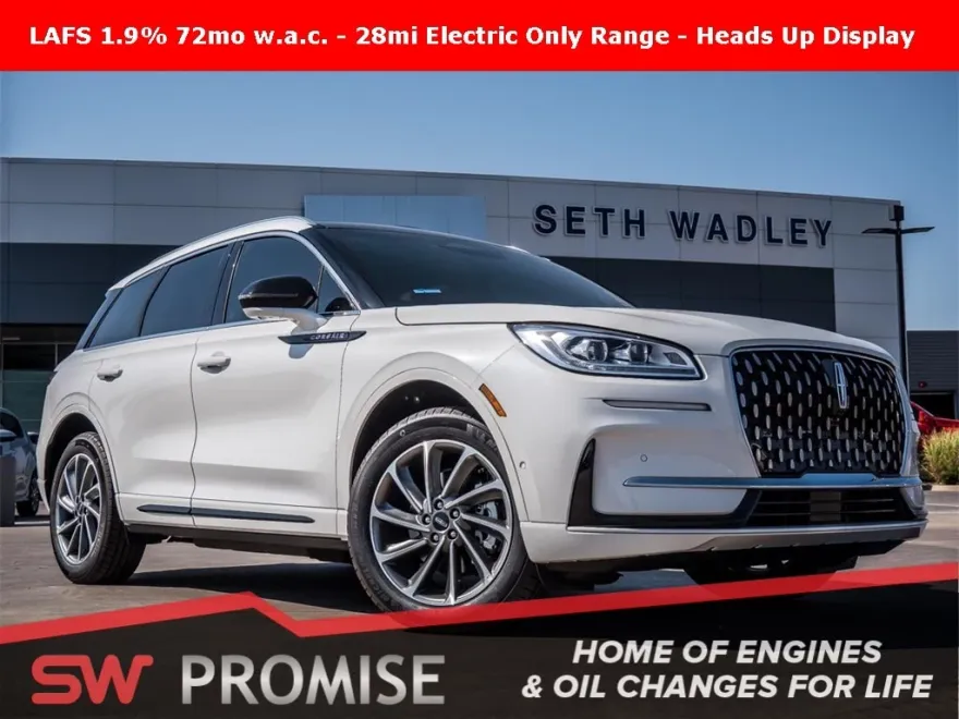 2024 Lincoln Corsair Grand Touring photo 1