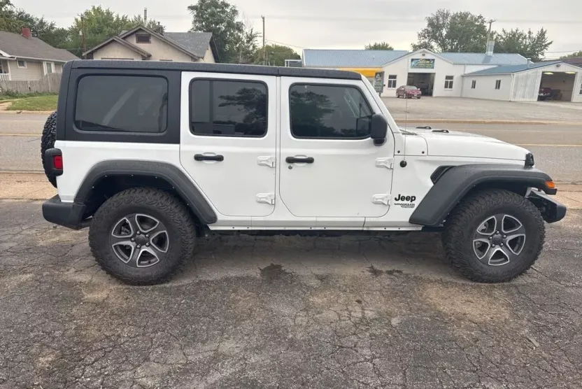 2021 Jeep Wrangler Unlimited Sport S photo 1