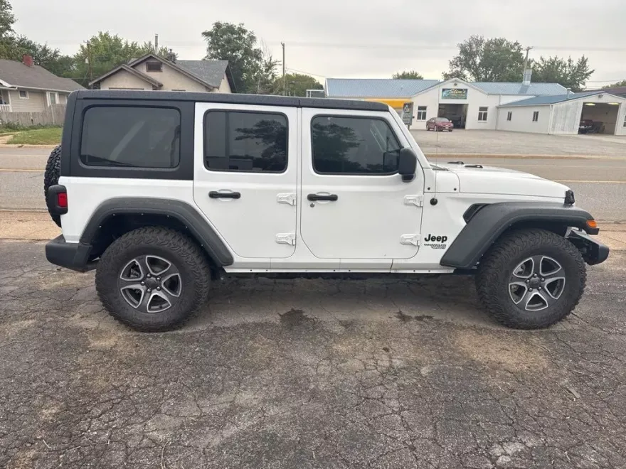 2021 Jeep Wrangler Unlimited Sport S photo 1