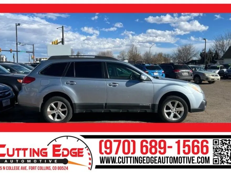 2011 Subaru Outback 2.5i Limited photo 1