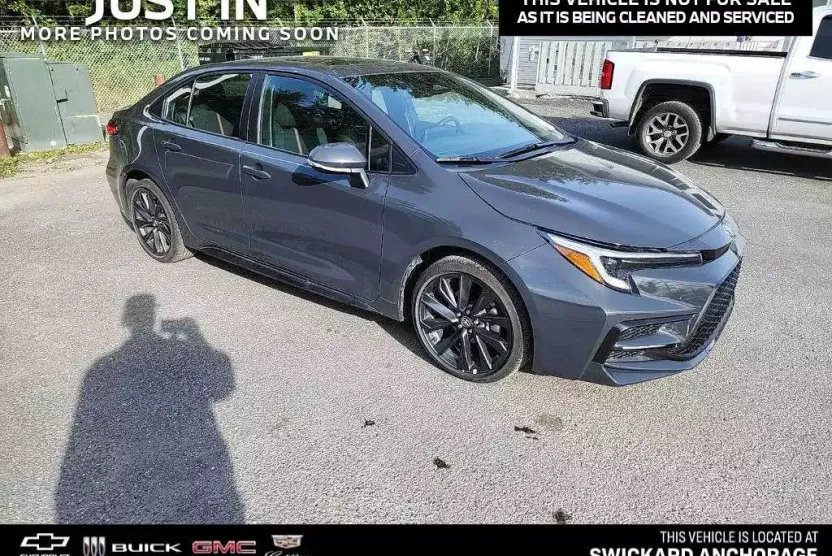 2024 Toyota Corolla SE Premium photo 1