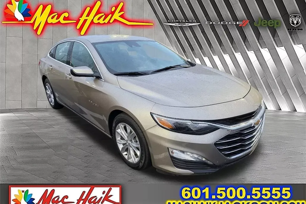 2024 Chevrolet Malibu 1LT photo 1