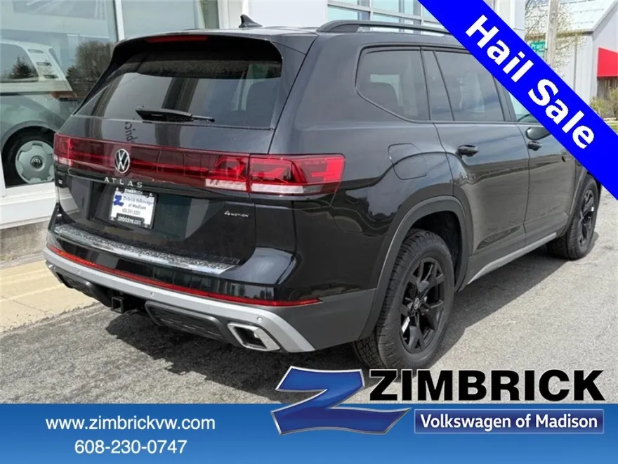 2025 Volkswagen Atlas Peak Edition SE photo 1