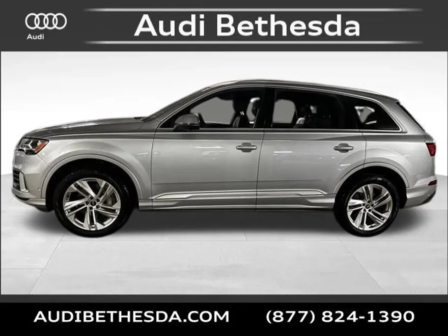 2021 Audi Q7 45 Premium Plus photo 1