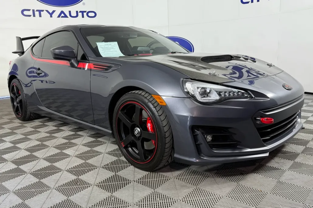 2020 Subaru BRZ Limited photo 1