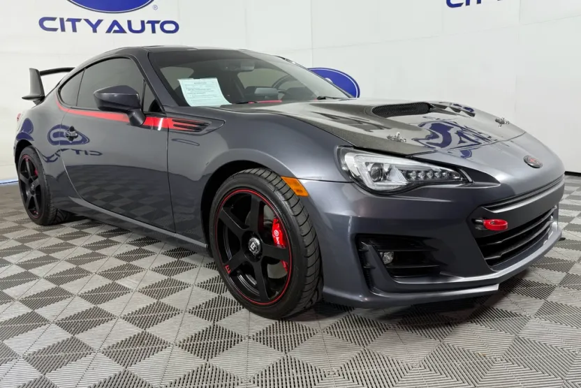 2020 Subaru BRZ Limited photo 1