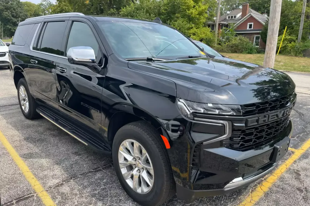 2024 Chevrolet Suburban Premier photo 1