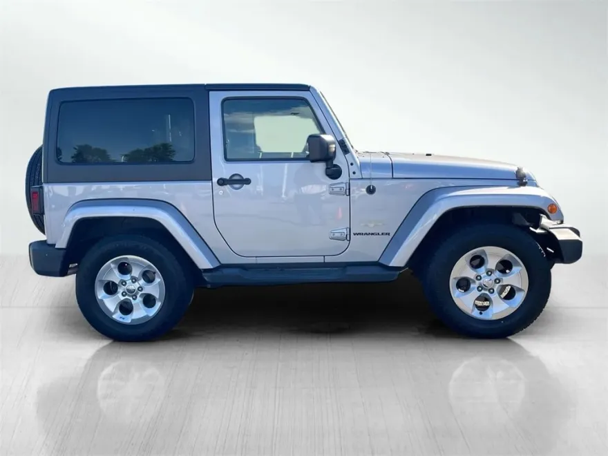 2014 Jeep Wrangler Sahara photo 1