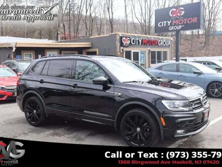 2021 Volkswagen Tiguan SE R-Line Black photo 1