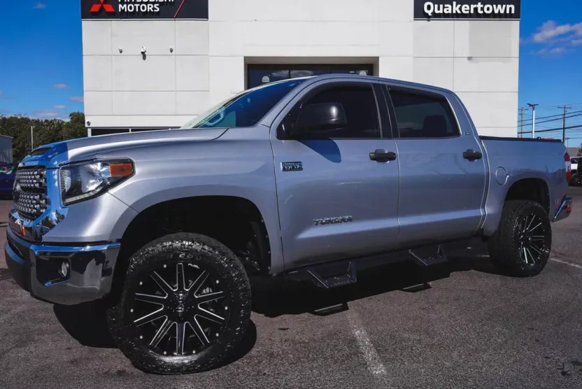 2019 Toyota Tundra SR5 Grade photo 1
