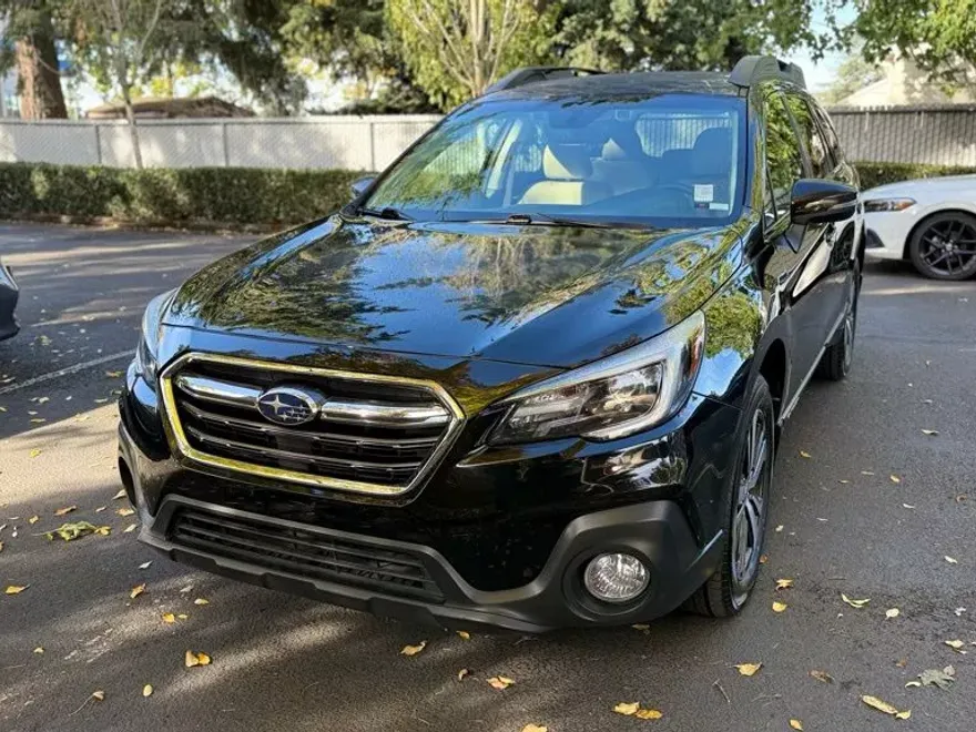 2018 Subaru Outback 2.5i photo 1