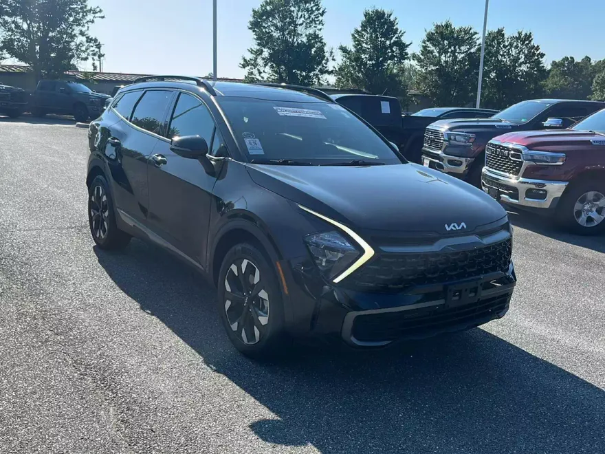 2023 Kia Sportage X-Line photo 1