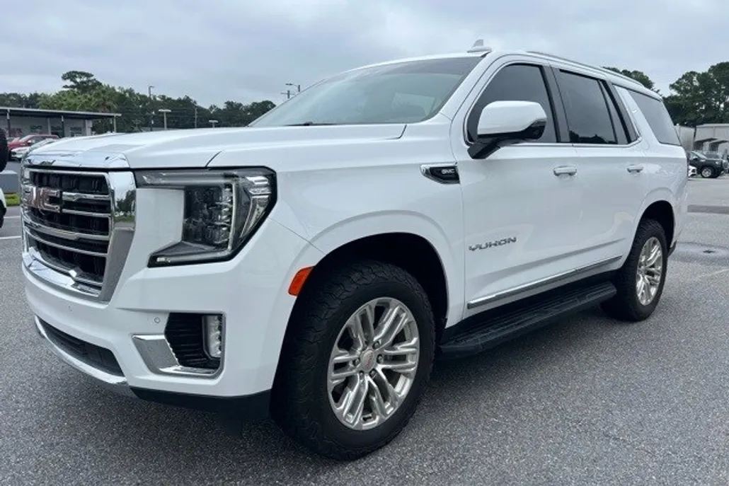 2022 Gmc Yukon SLT photo 1