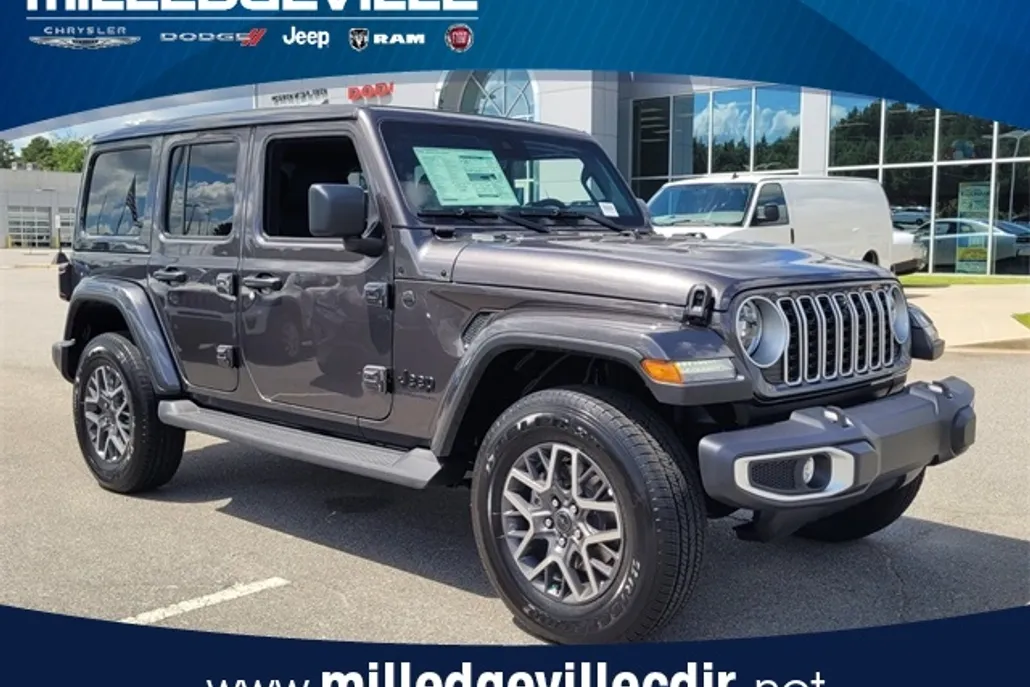 2025 Jeep Wrangler Sahara photo 1