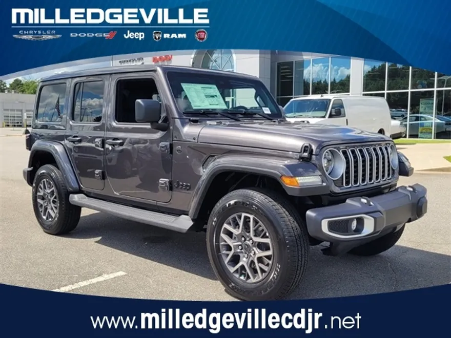 2025 Jeep Wrangler Sahara photo 1