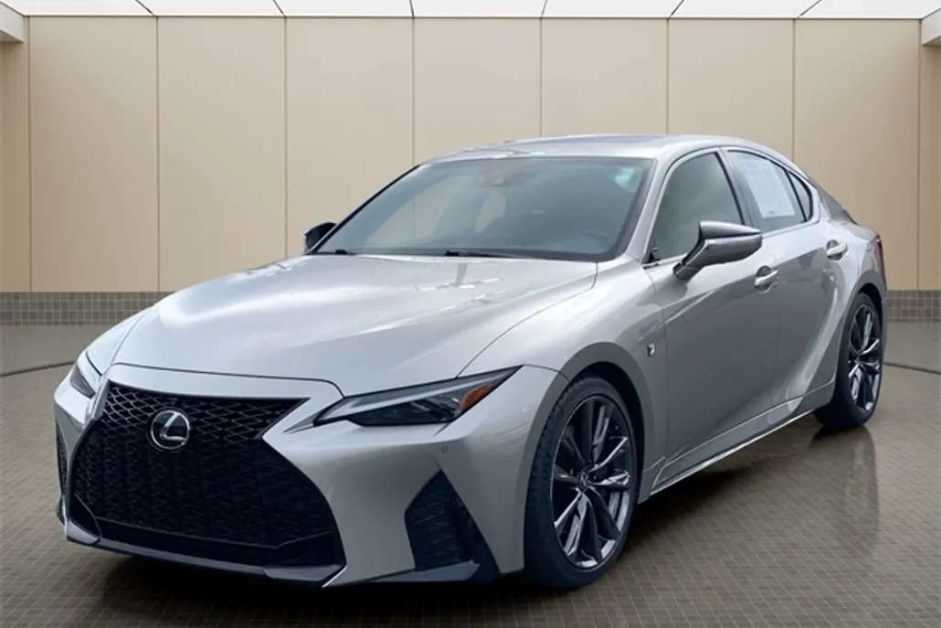 2023 Lexus IS 350 F SPORT photo 1