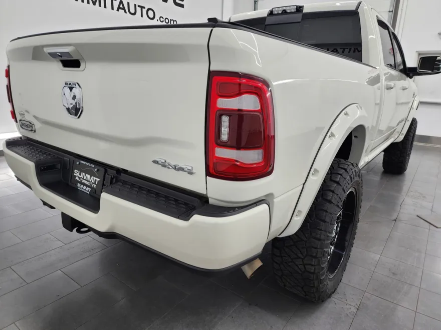 2022 Ram 3500 photo 1