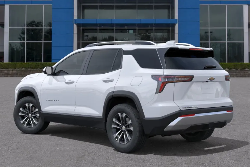 2026 Chevrolet Equinox LT photo 1