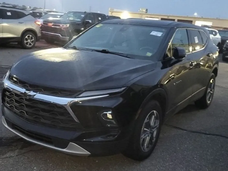 2023 Chevrolet Blazer 2LT photo 1