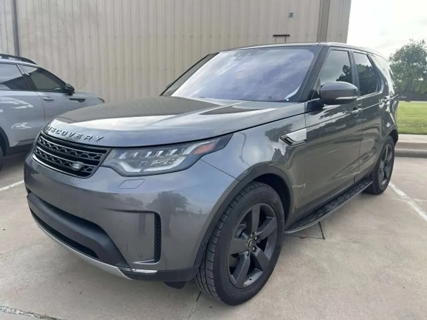 2017 Land Rover Discovery HSE photo 1