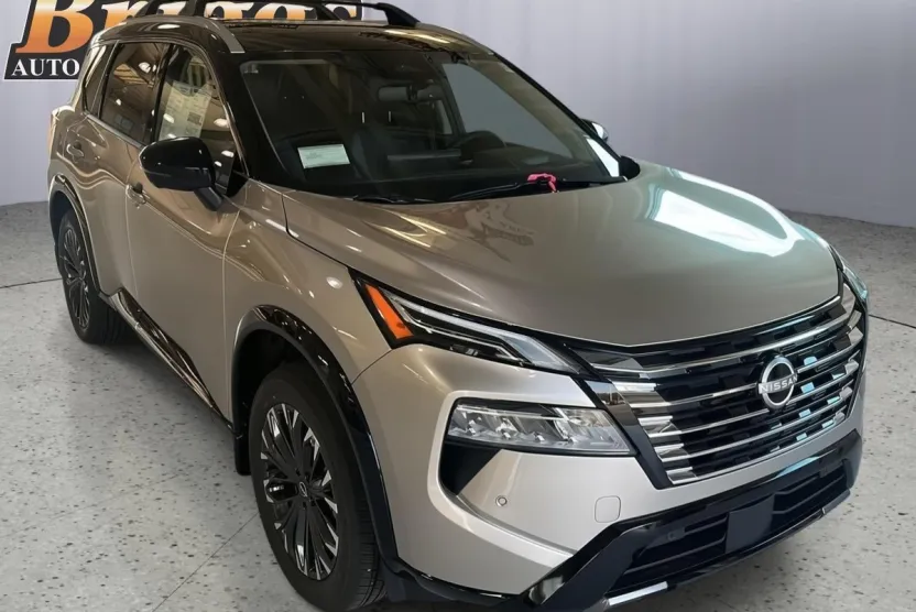2026 Nissan Rogue Platinum photo 1